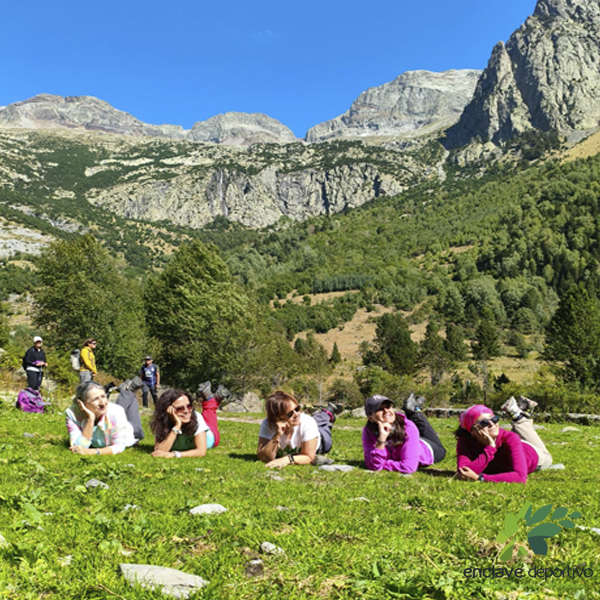 enclavedeportivo-senderismo-pirineos01 (1)