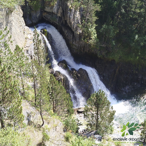 enclavedeportivo-senderismo-pirineos01 (5)